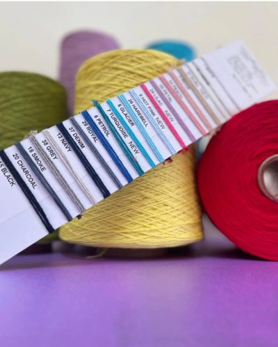 4 szálas puha 100% pamutfonal (40 dkg, 1850 m)