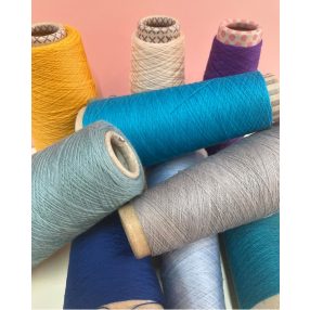 Vékony 100% merinófonal (25 dkg, 4100 m)