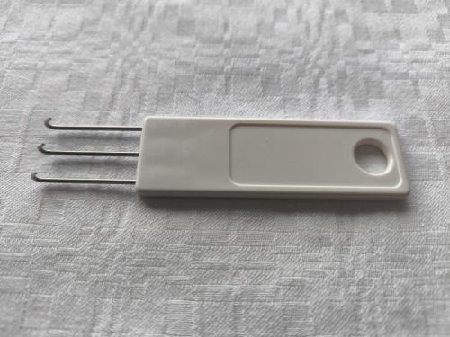 Kis karmos akasztó súlyhoz